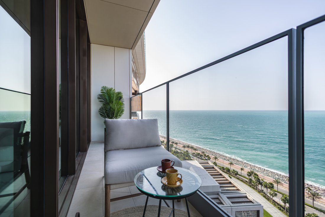Apartment in Palm Jumeirah, Dubai, United Arab Emirates 1 - 15055261