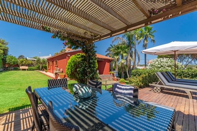 Villa in Punta Prima, Sant Lluis, Balearic Islands 1 - 12556921