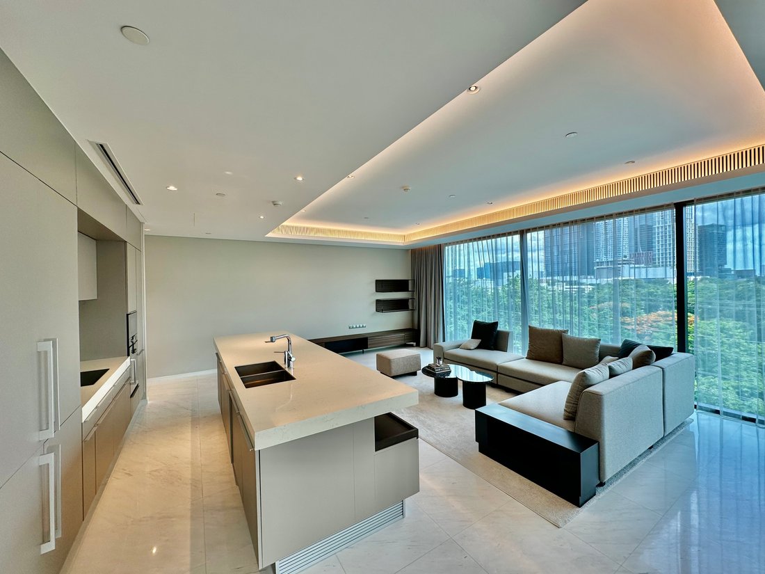 Exquisite Leasehold Property with Stunning Lumpini Park Views