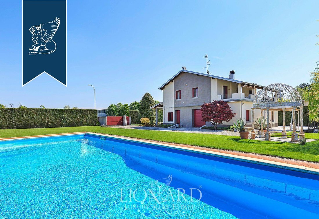 Villa in Primavera - Cassolnovo, Abbiategrasso, Lombardy 1 - 11994420