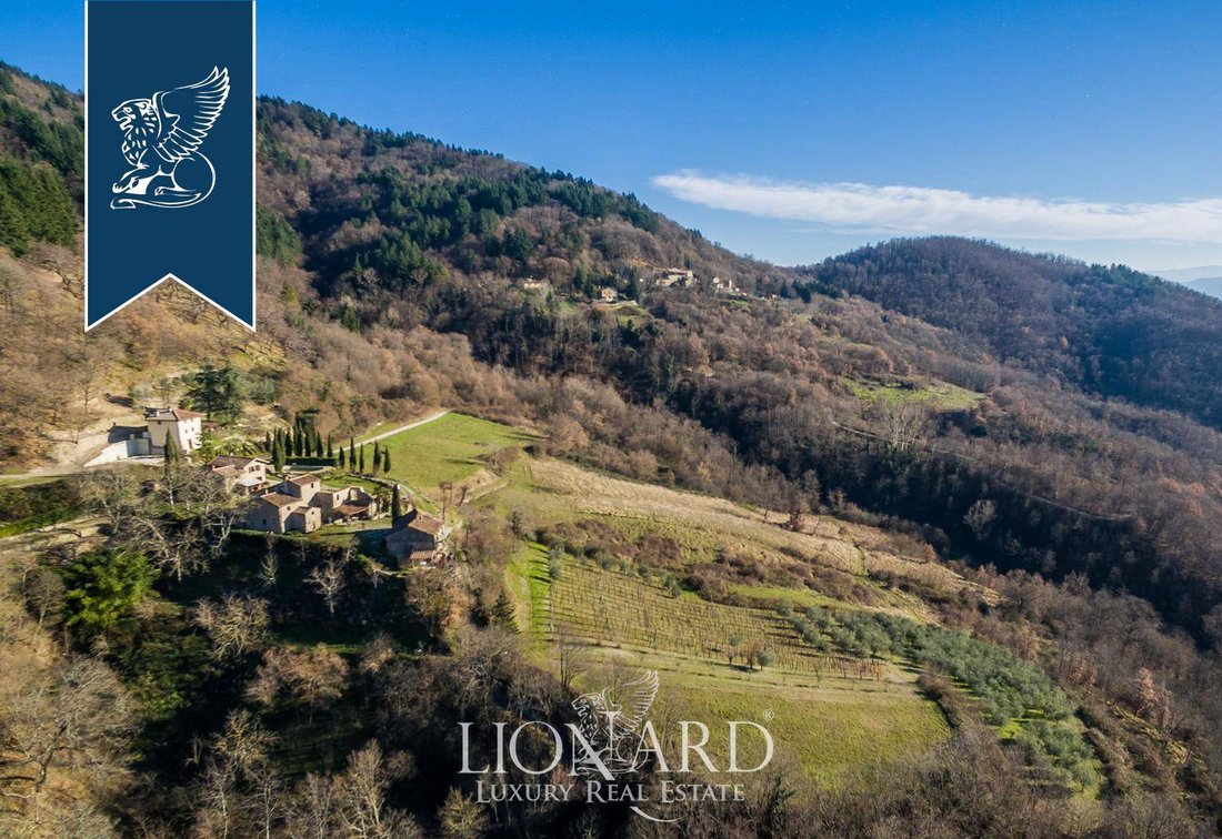 House in Scarperia e San Piero, Tuscany, Italy 4 - 10918201