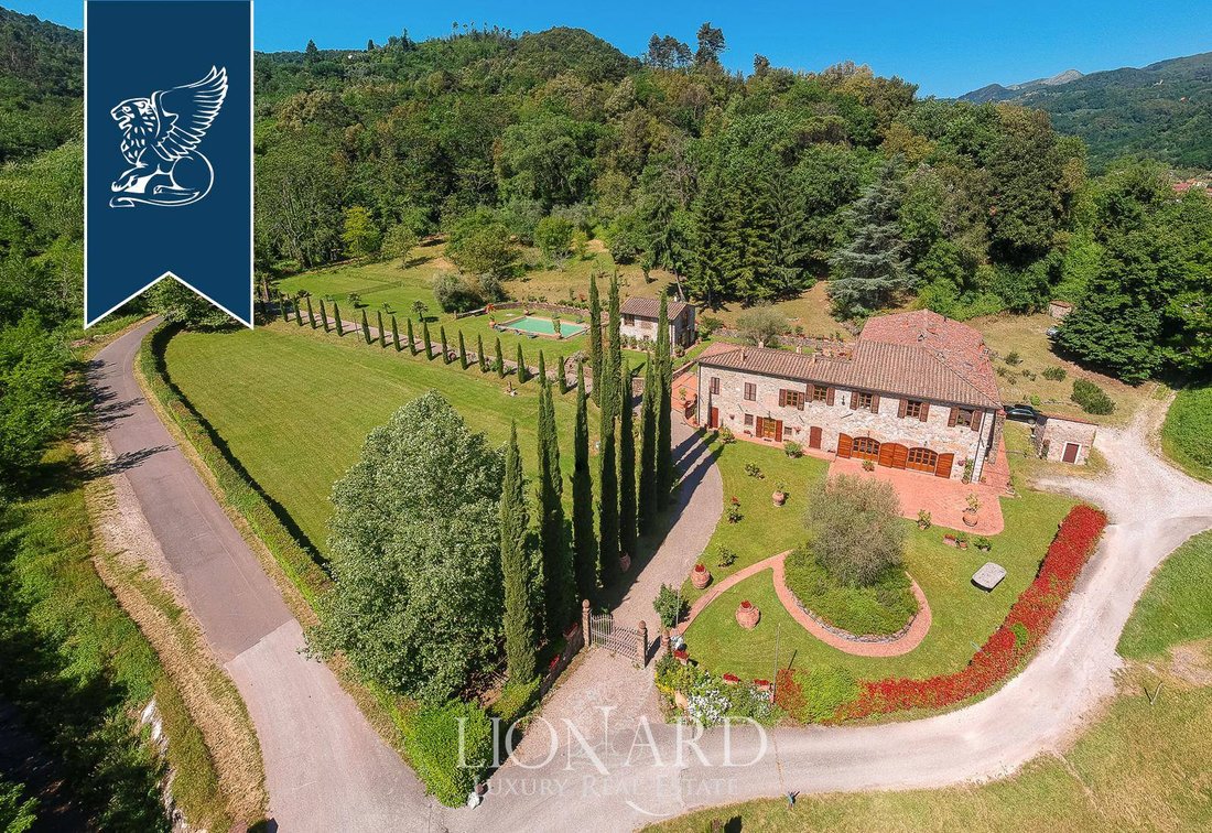 House in San Martino in Freddana, Tuscany, Italy 1 - 11563876