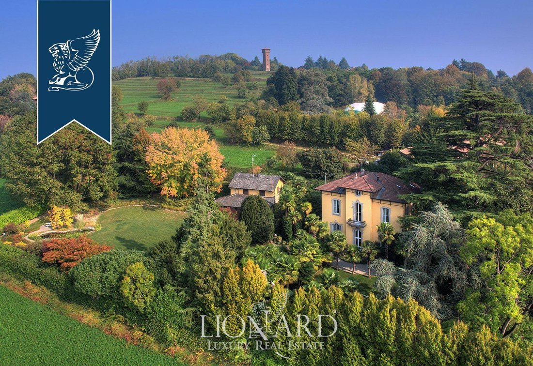Villa in Merate, Lombardy, Italy 1 - 11987806
