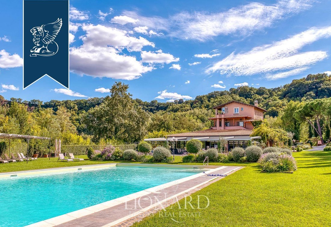 Villa in Bassano In Teverina, Lazio, Italy 2 - 12364129