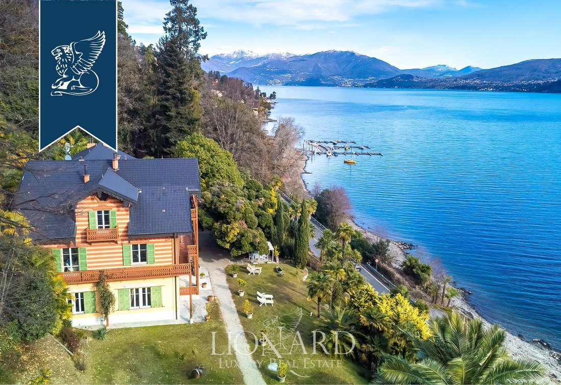 Villa in Verbania, Piedmont, Italy 1 - 12594656
