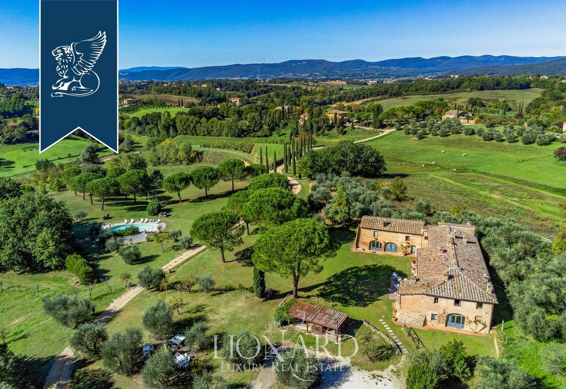 Villa in Historic Center, Siena, Tuscany 5 - 11224850