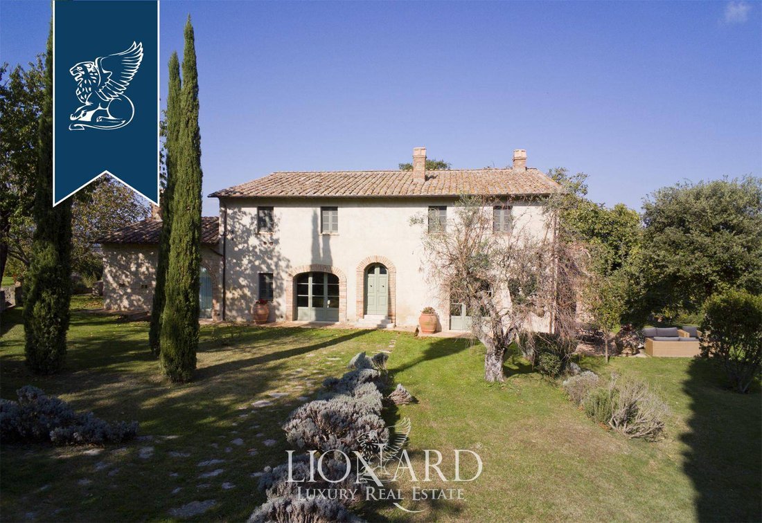 Villa in Sarteano, Tuscany, Italy 2 - 11480421