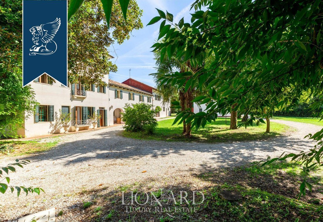 Villa in Selvana, Treviso, Italy 3 - 12364056