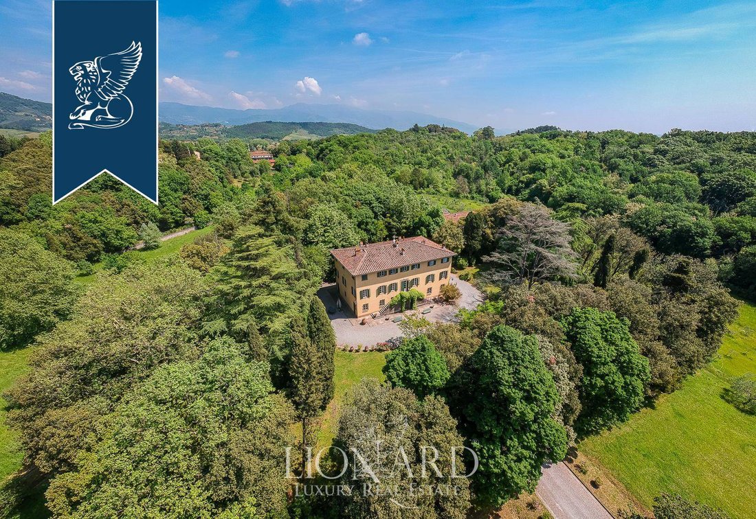Villa in Area Monte San Quirico - Sant'Alessio, Lucca, Tuscany 1 - 12060654