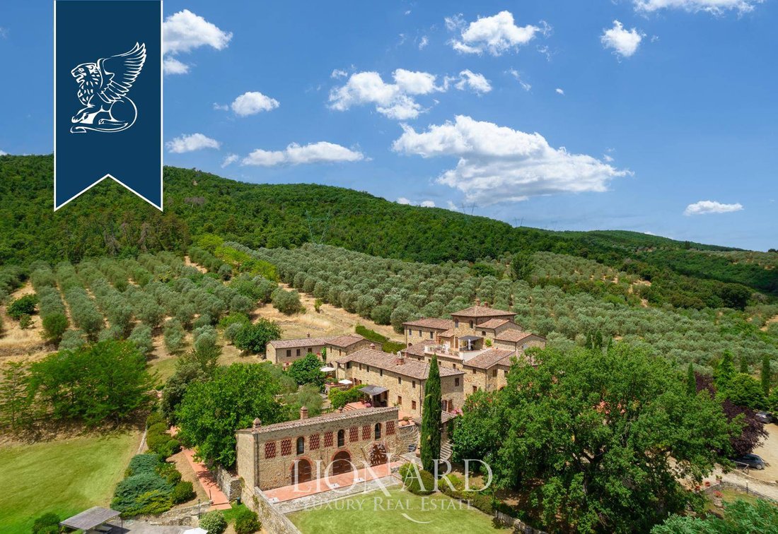 Villa in Bucine, Tuscany, Italy 2 - 11605673