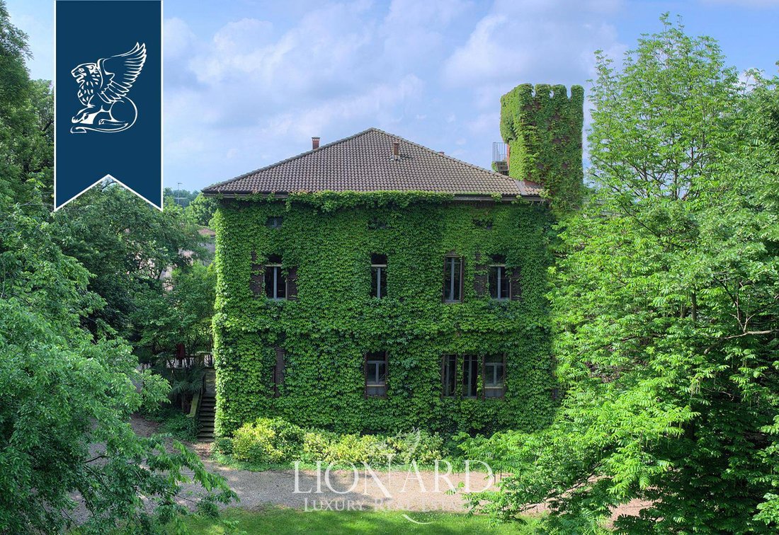 Villa in Acquanegra Cremonese, Lombardy, Italy 1 - 10919282