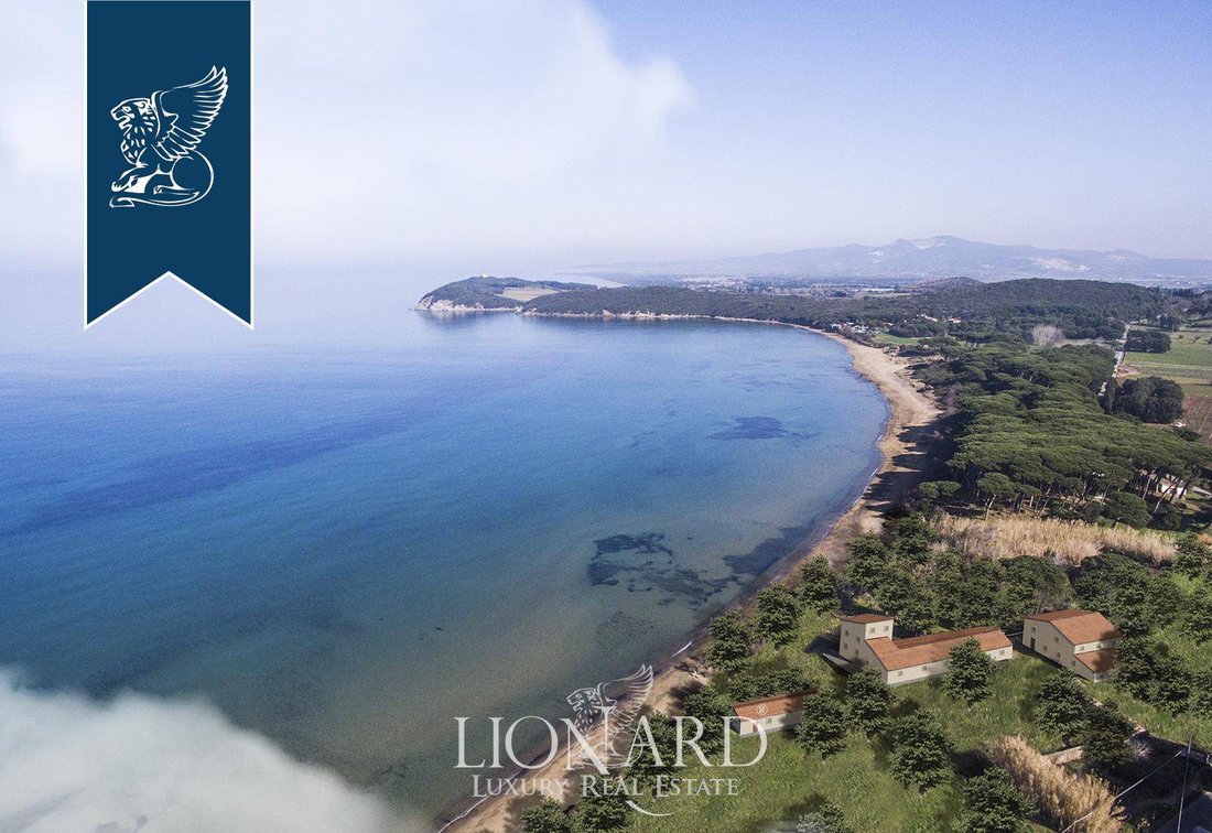 Villa in San Vincenzo, Tuscany, Italy 3 - 10918120