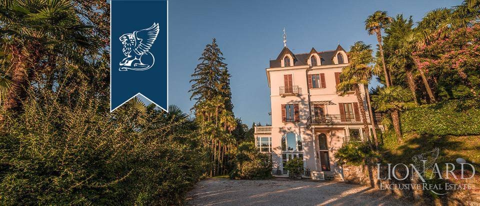 Villa in Luino, Lombardy, Italy 5 - 10918591