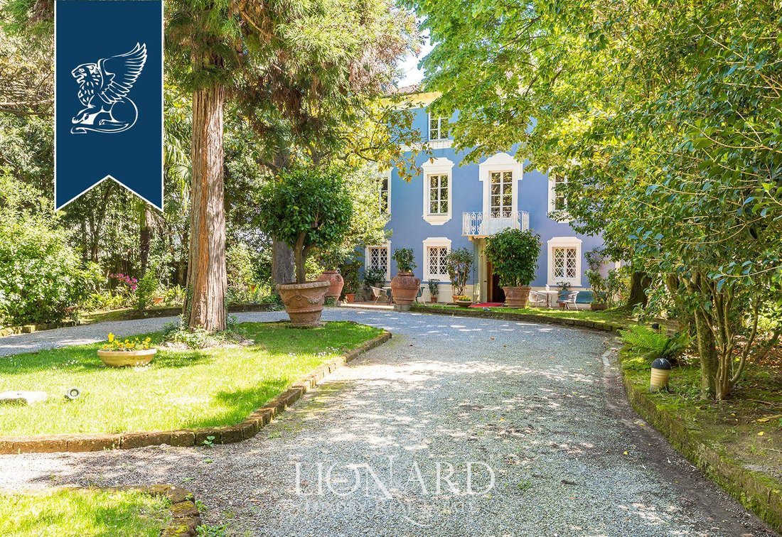 Villa in Saint Mary del Giudice - San Lorenzo a Vaccoli, Lucca, Tuscany 4 - 11127394