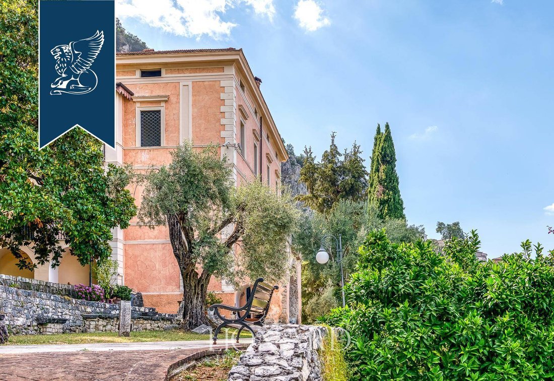 Villa in Esperia, Lazio, Italy 4 - 12196232