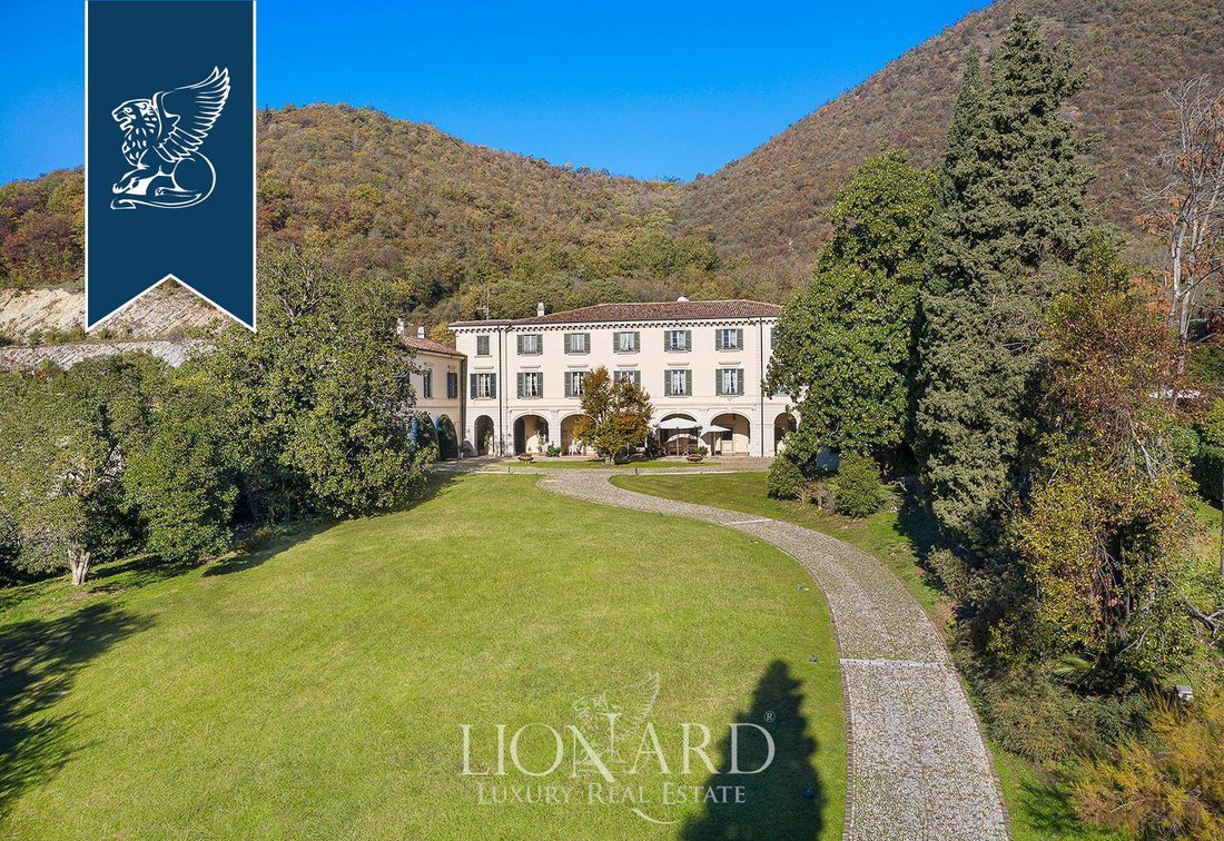 Villa in Gussago, Lombardy, Italy 4 - 12673136