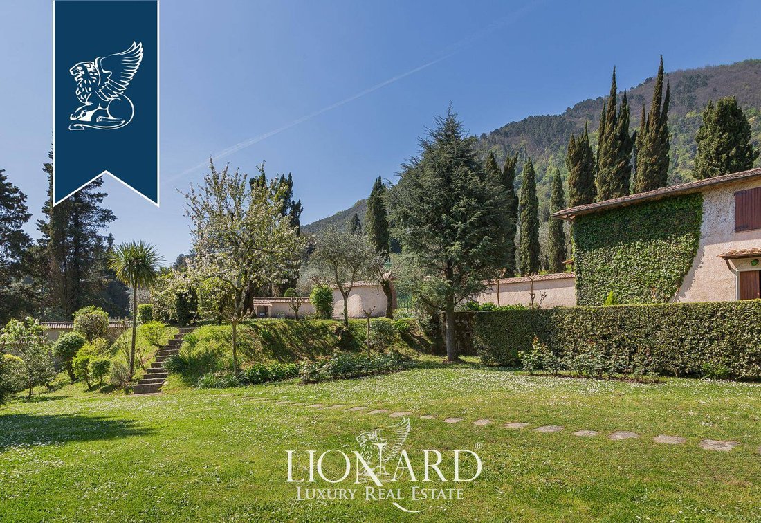 Villa in Saint Mary del Giudice - San Lorenzo a Vaccoli, Lucca, Tuscany 1 - 10918729
