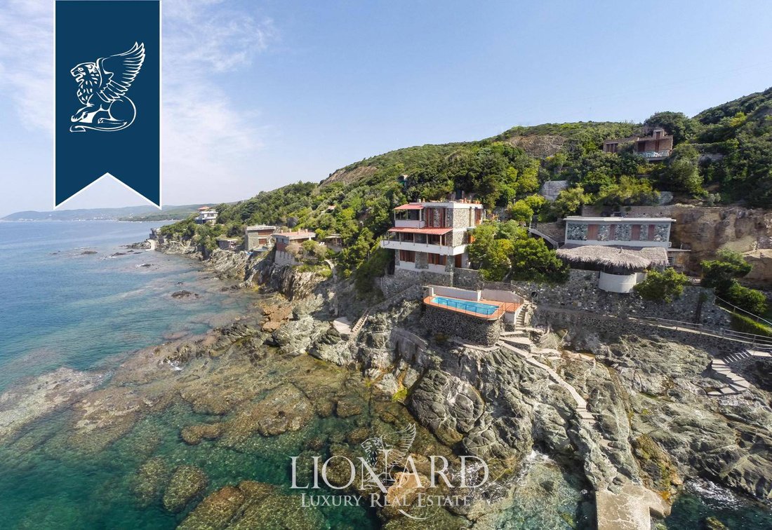 Villa in Castiglioncello, Rosignano Marittimo, Tuscany 2 - 10919246