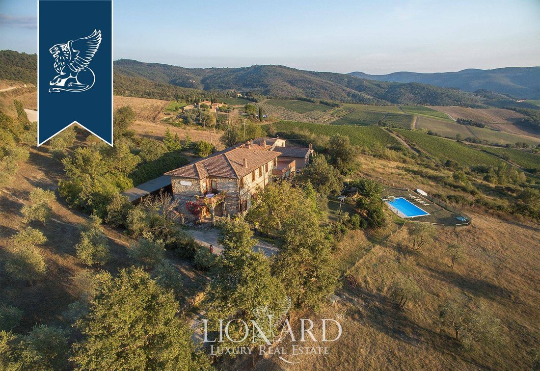 Villa in Montefioralle, Greve in Chianti, Tuscany 1 - 10918251