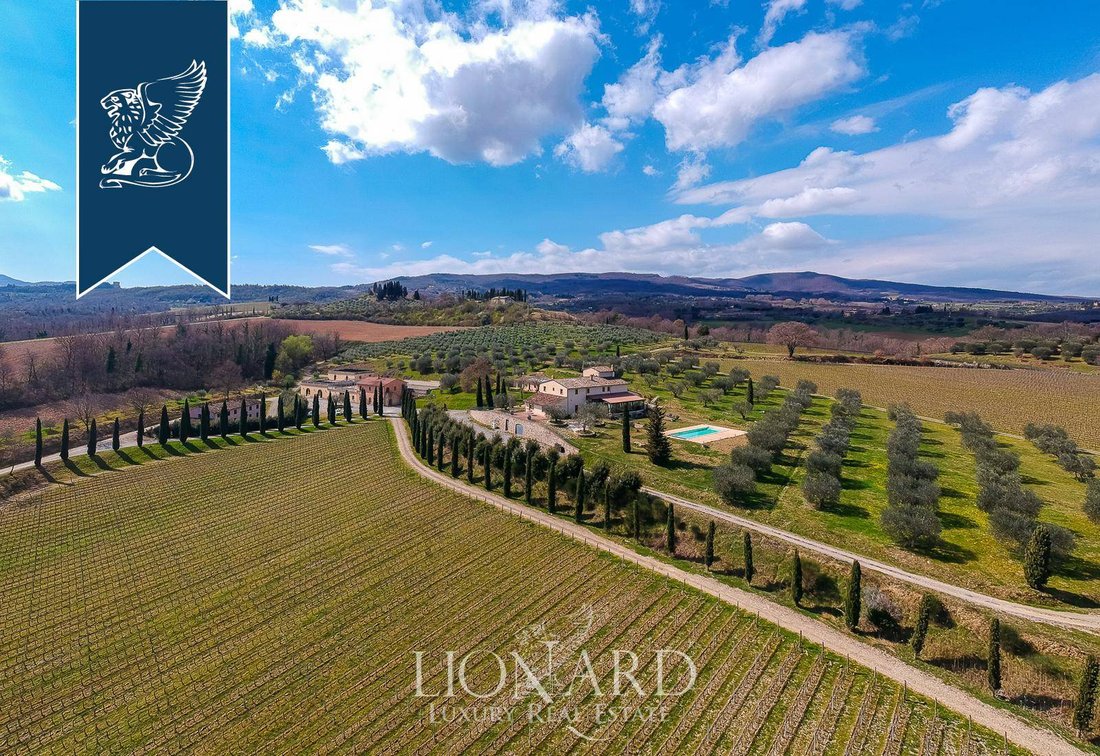 Villa in Sarteano, Tuscany, Italy 4 - 11424289