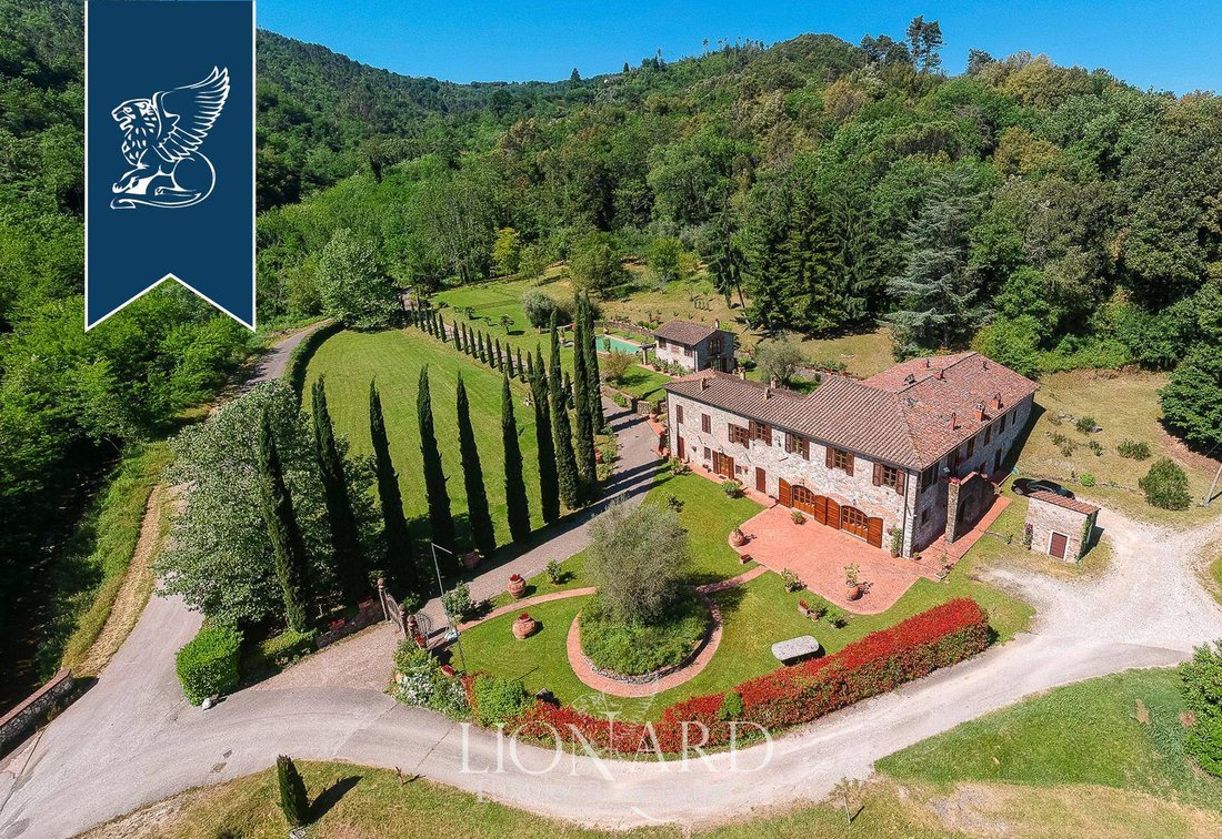 House in San Martino in Freddana, Tuscany, Italy 2 - 11563876