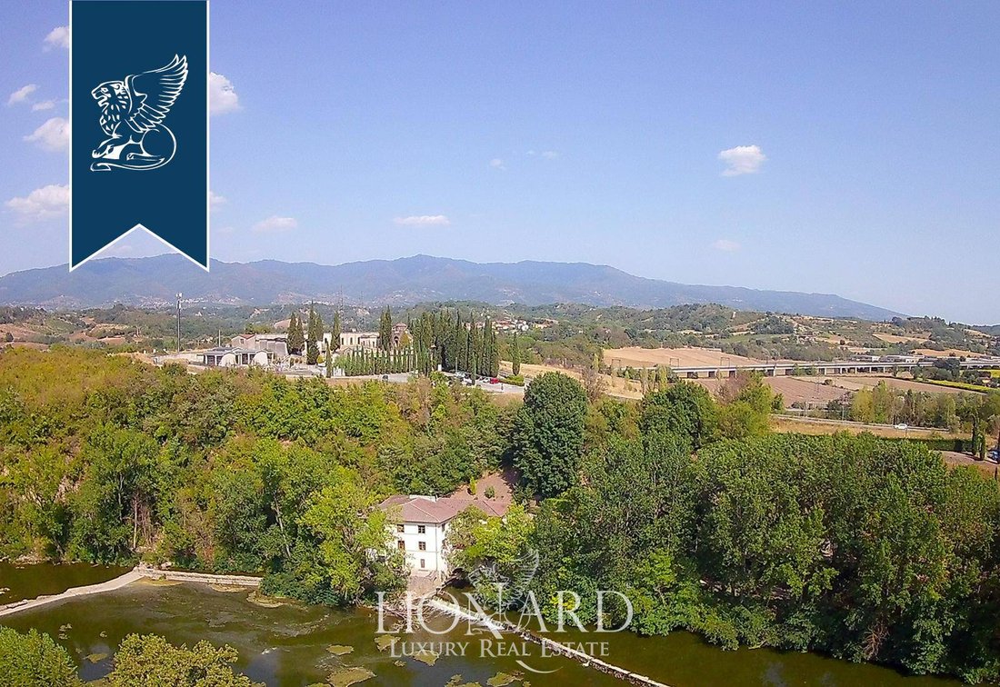 Villa in Rignano sull'Arno, Tuscany, Italy 3 - 10918844