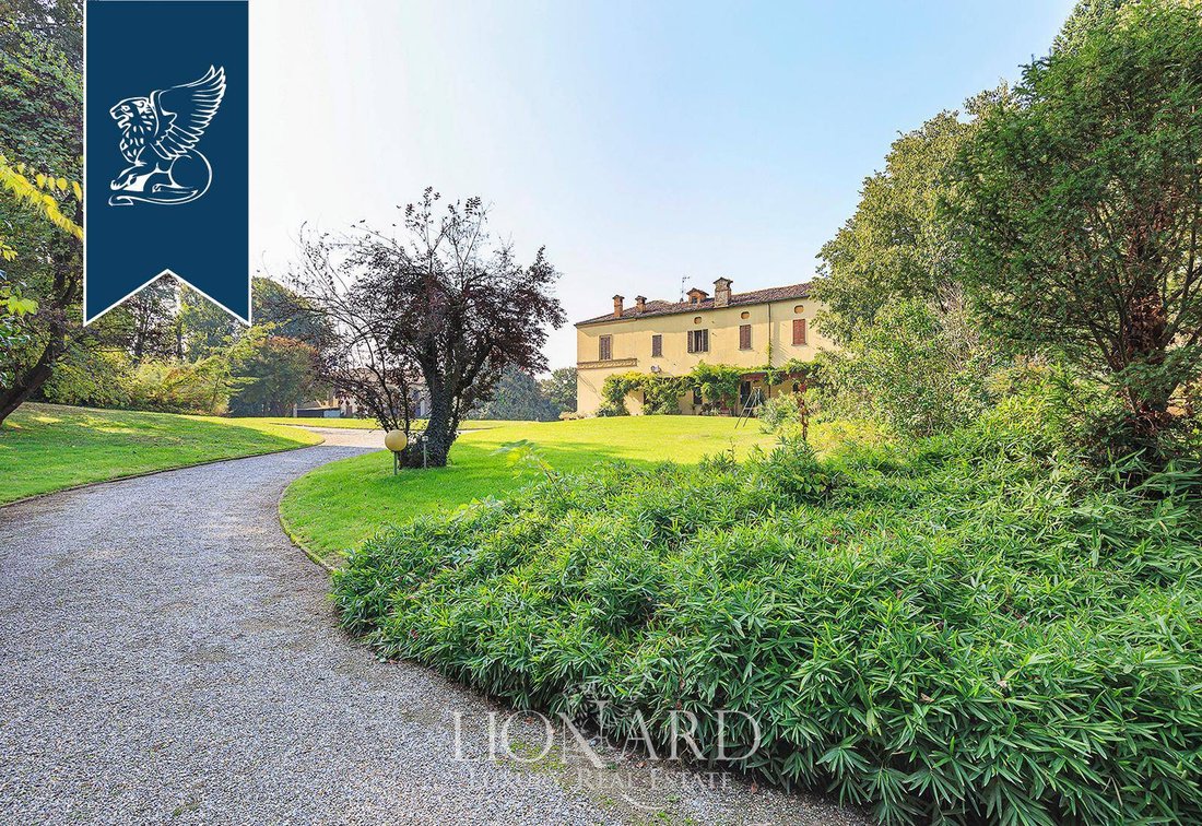 Villa in Robecco d'Oglio, Lombardy, Italy 4 - 11719456