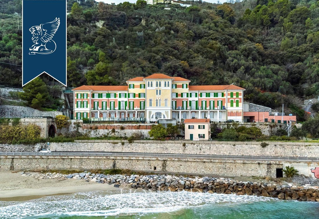 Villa in Finale Marina, Finale Ligure, Liguria 2 - 12522024