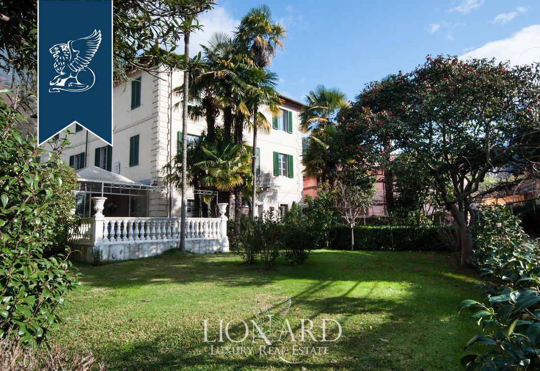 Villa in Camaiore, Tuscany, Italy 2 - 10919148