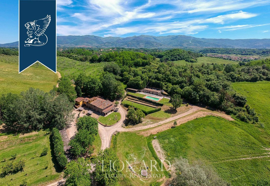 Villa in Montanino - Matassino - Ciliegi, Reggello, Tuscany 1 - 11559349
