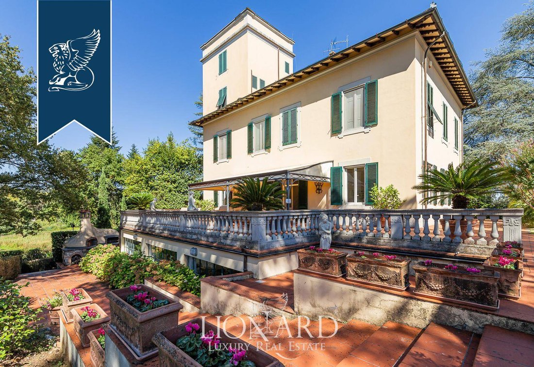 Villa in Area Monte San Quirico - Sant'Alessio, Lucca, Tuscany 4 - 11240677