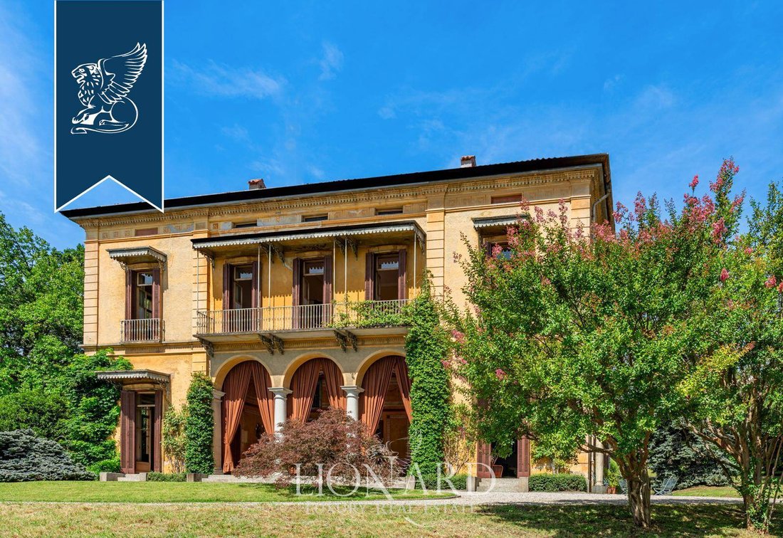Villa in Eupilio, Lombardy, Italy 2 - 13250711