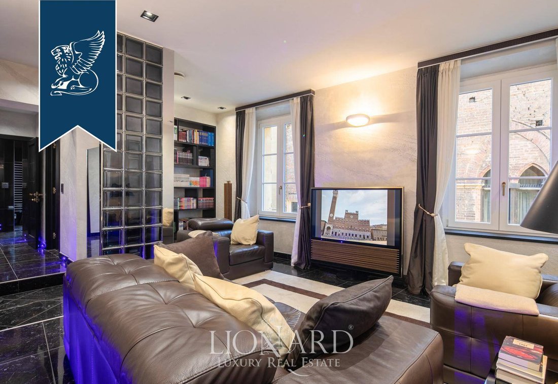 Apartment in Historic Center, Siena, Tuscany 5 - 12649089