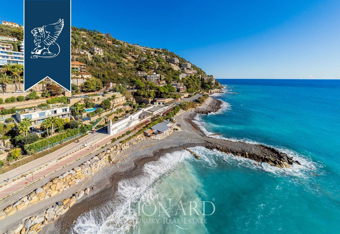 Villa in Center, Ospedaletti, Liguria 3 - 12476929