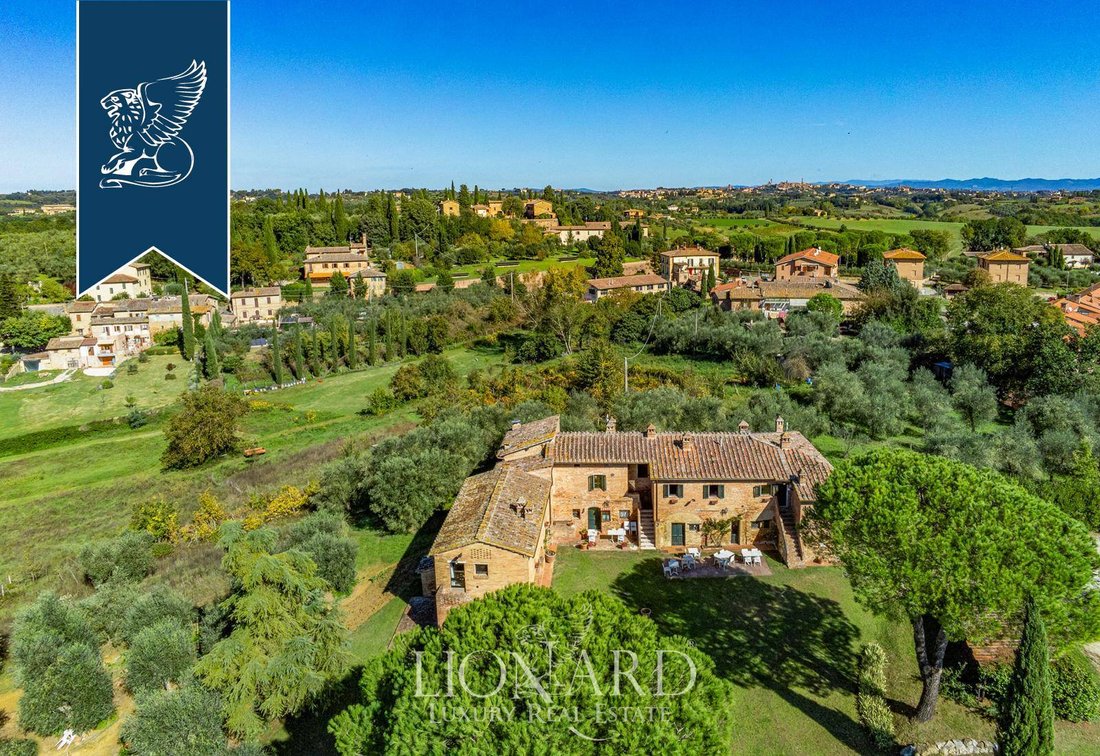 Villa in Historic Center, Siena, Tuscany 4 - 11224850