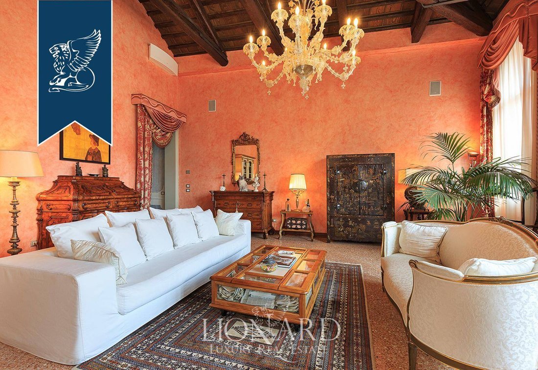 Apartment in Venice Historic Centre, Venice, Italy 5 - 12342242