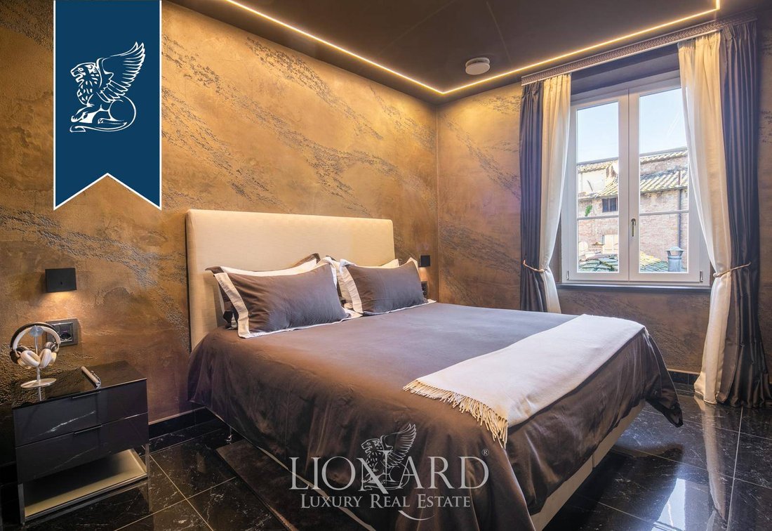 Apartment in Historic Center, Siena, Tuscany 1 - 12649089