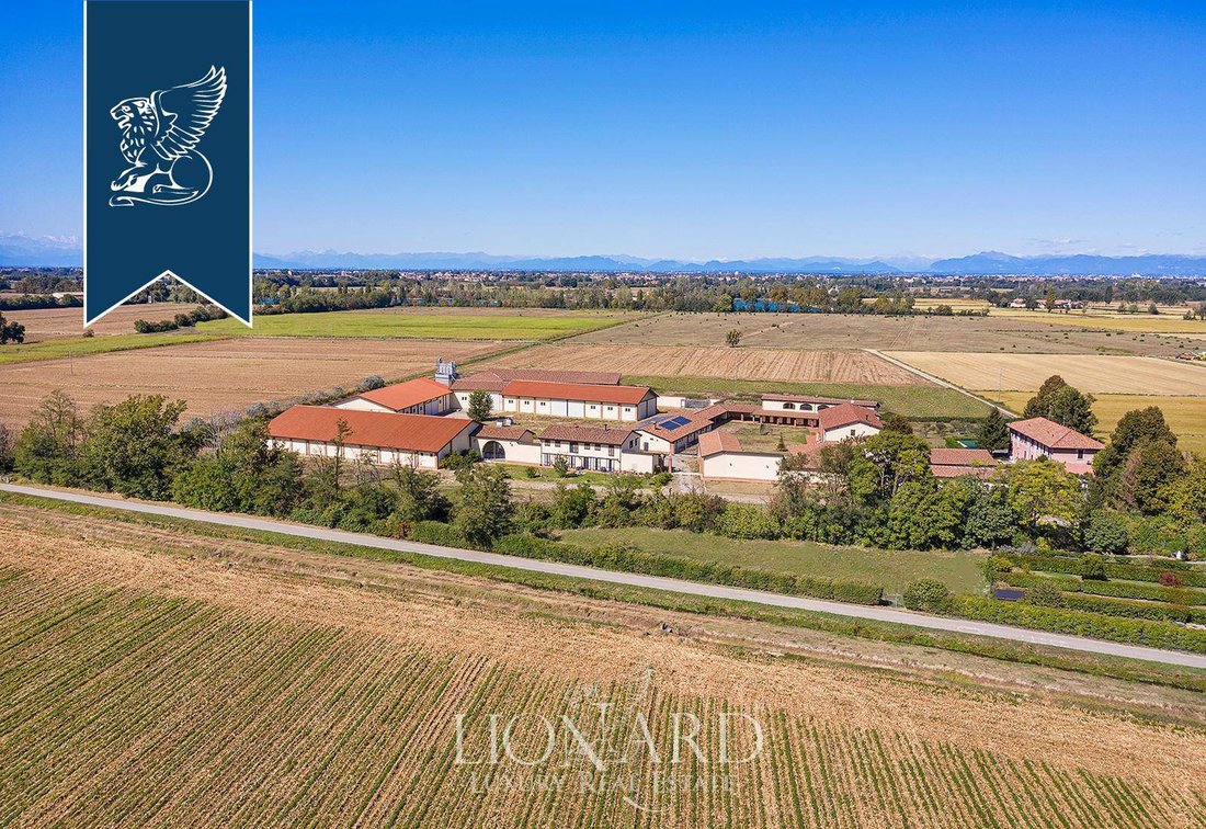 Villa in Cusago, Lombardy, Italy 3 - 12410234