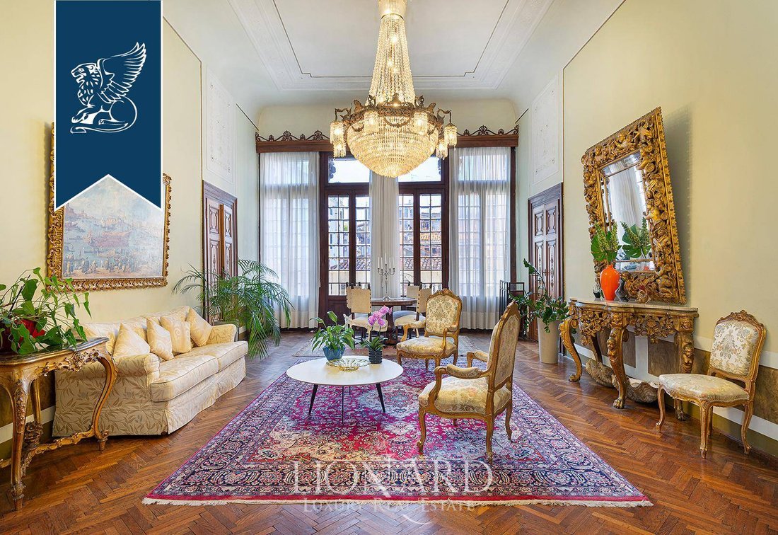Villa in Venice Historic Centre, Venice, Italy 5 - 12410165