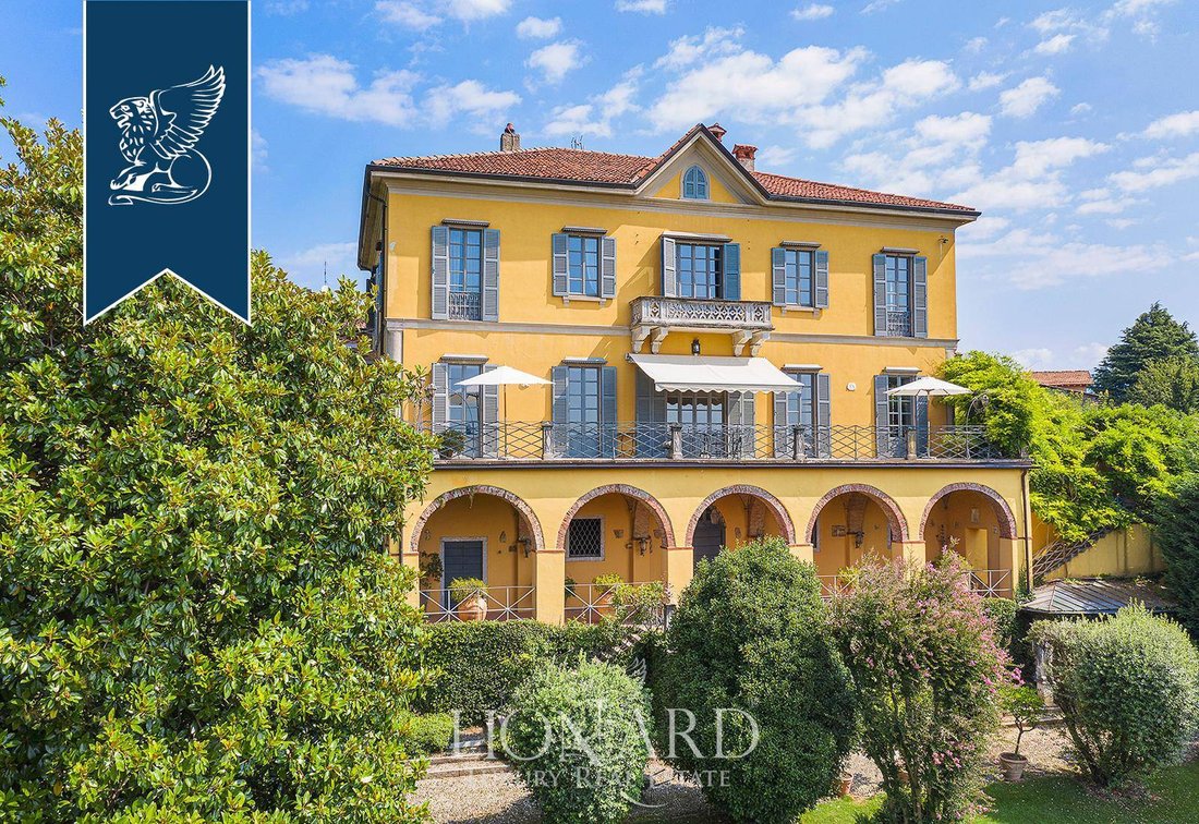 Villa in La Valletta Brianza, Lombardy, Italy 4 - 11598963
