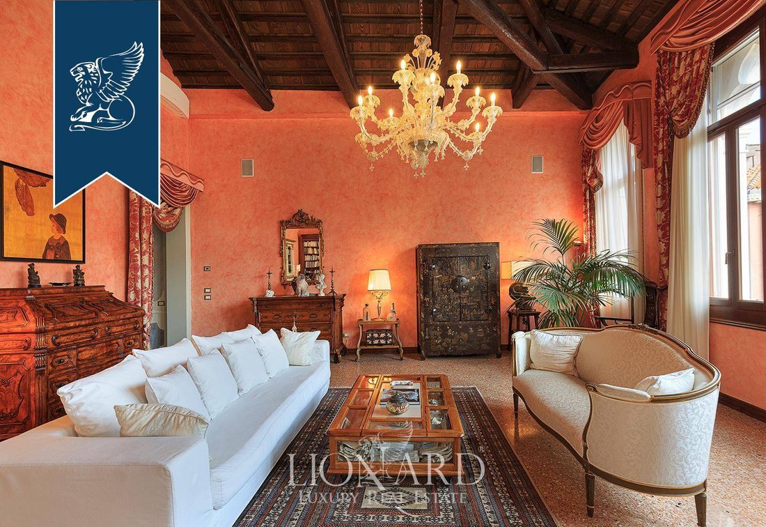 Apartment in Venice Historic Centre, Venice, Italy 4 - 12342242