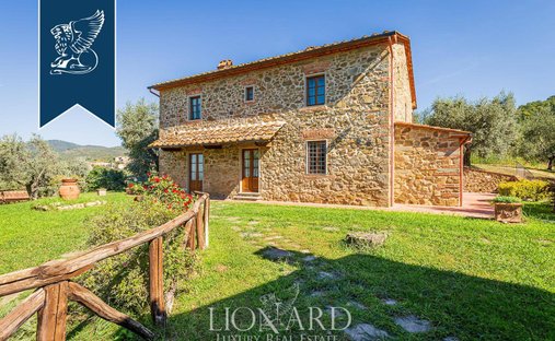 Villa in Larciano, Tuscany, Italy 1