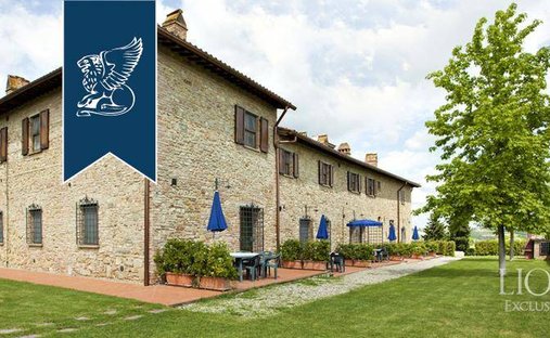 Villa in San Gimignano, Tuscany, Italy 1