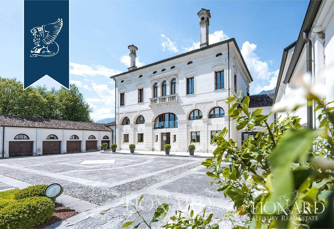 Villa in Santa Giustina, Veneto, Italy 4 - 12918996
