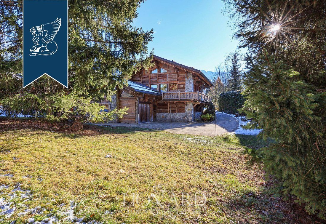 Villa in Courmayeur, Aosta Valley / Vallée d'Aoste, Italy 5 - 12598359