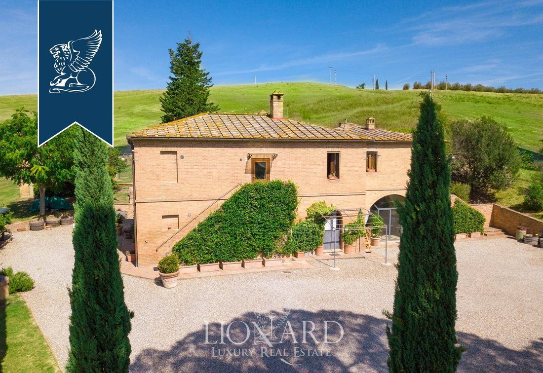 Villa in Buonconvento, Tuscany, Italy 3 - 12356888