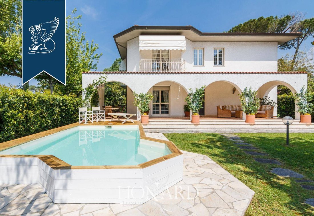 Villa in Roma Imperiale, Forte dei Marmi, Tuscany 2 - 10919146