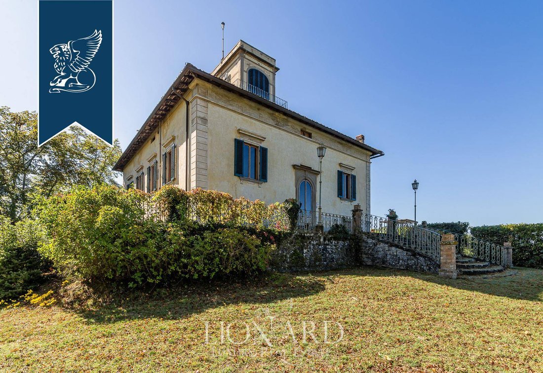 Villa in Borgo San Lorenzo, Tuscany, Italy 1 - 11218752