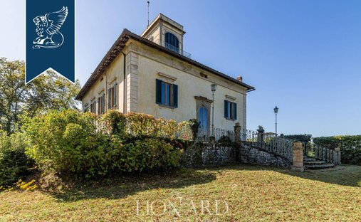 Villa in Borgo San Lorenzo, Tuscany, Italy 1