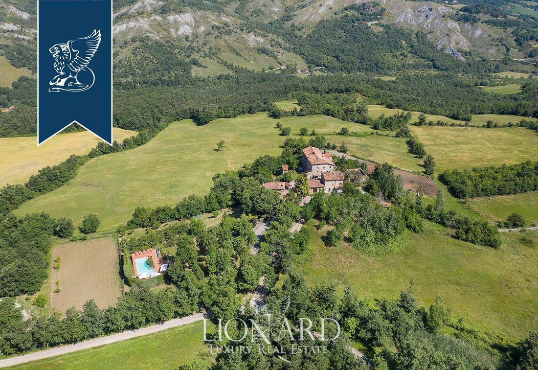 Villa in Grizzana Morandi, Emilia-Romagna, Italy 1 - 11127279